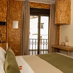 Rooms Vita 4*