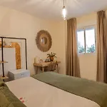 Rooms Vita 4*